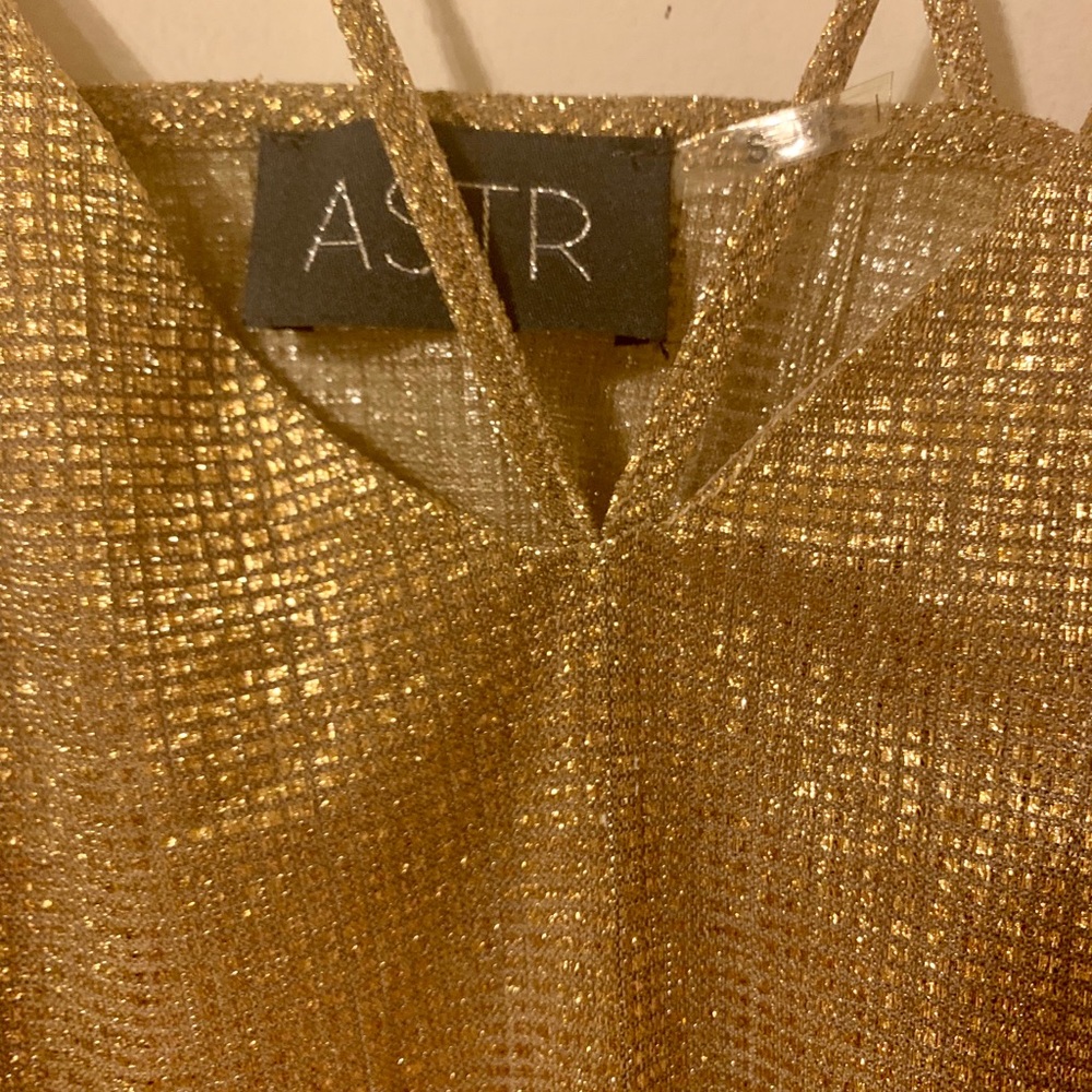 Shiny Gold Strappy Top - Picture 3 of 4